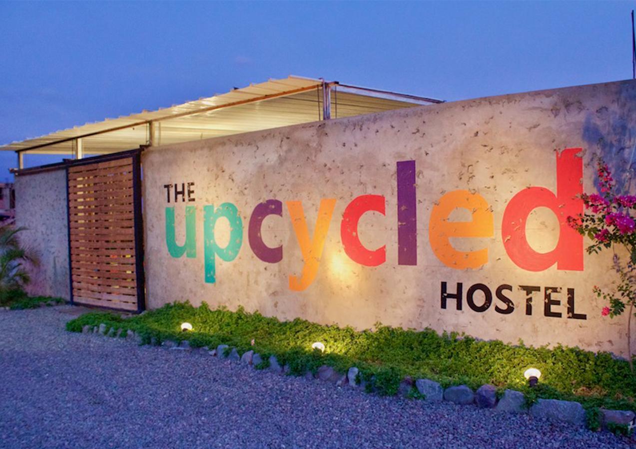 The Upcycled Hostel Huacachina Ica Exterior foto